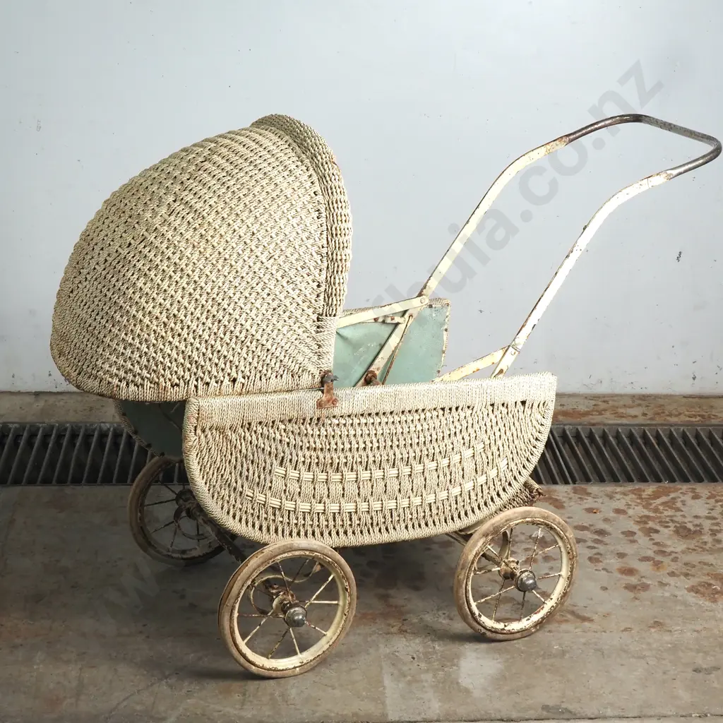 Large Vintage Wicker Pram w Woven Basket Body  Image 1++