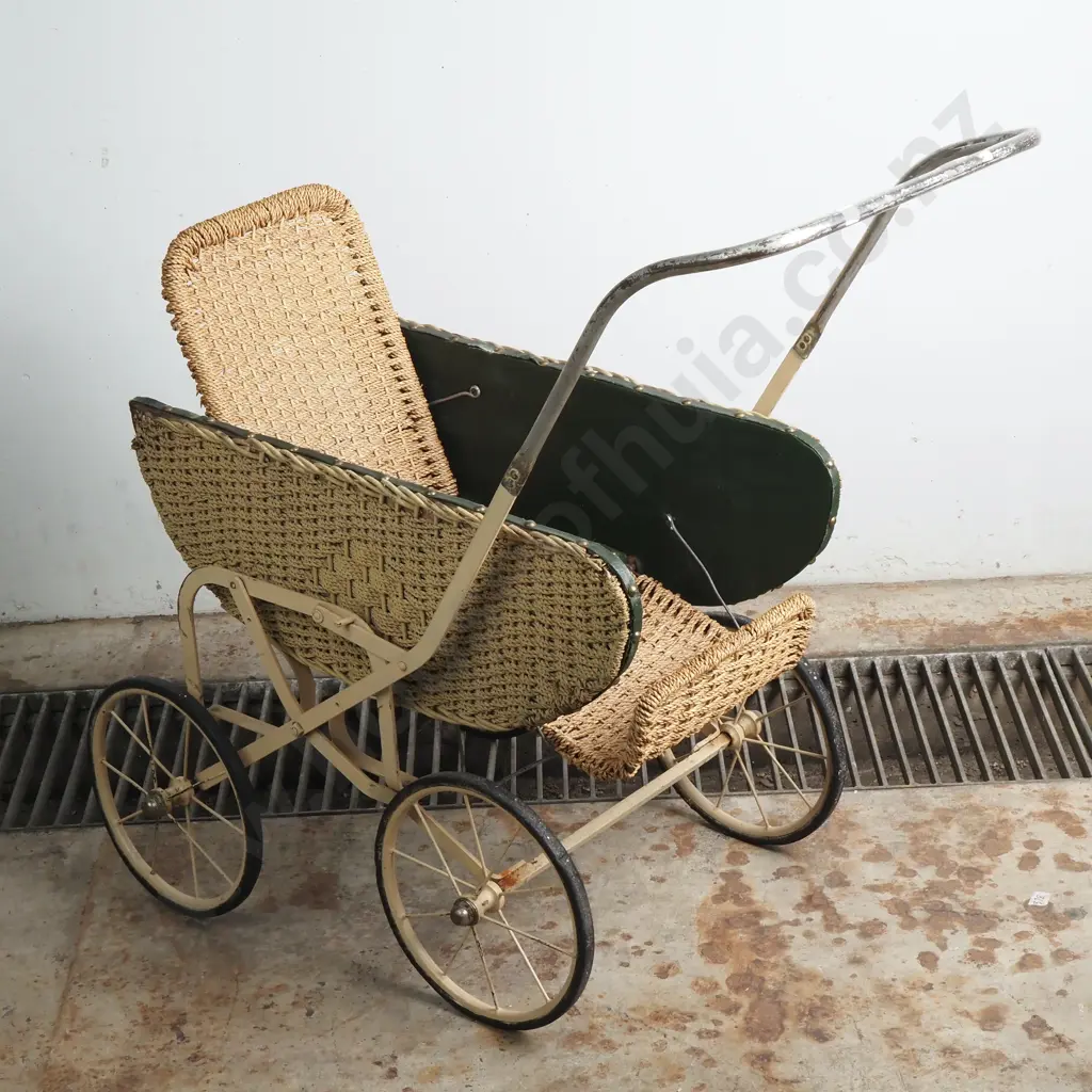 Early Cane Child's Stroller w Metal Frame & No Hood Image 1++