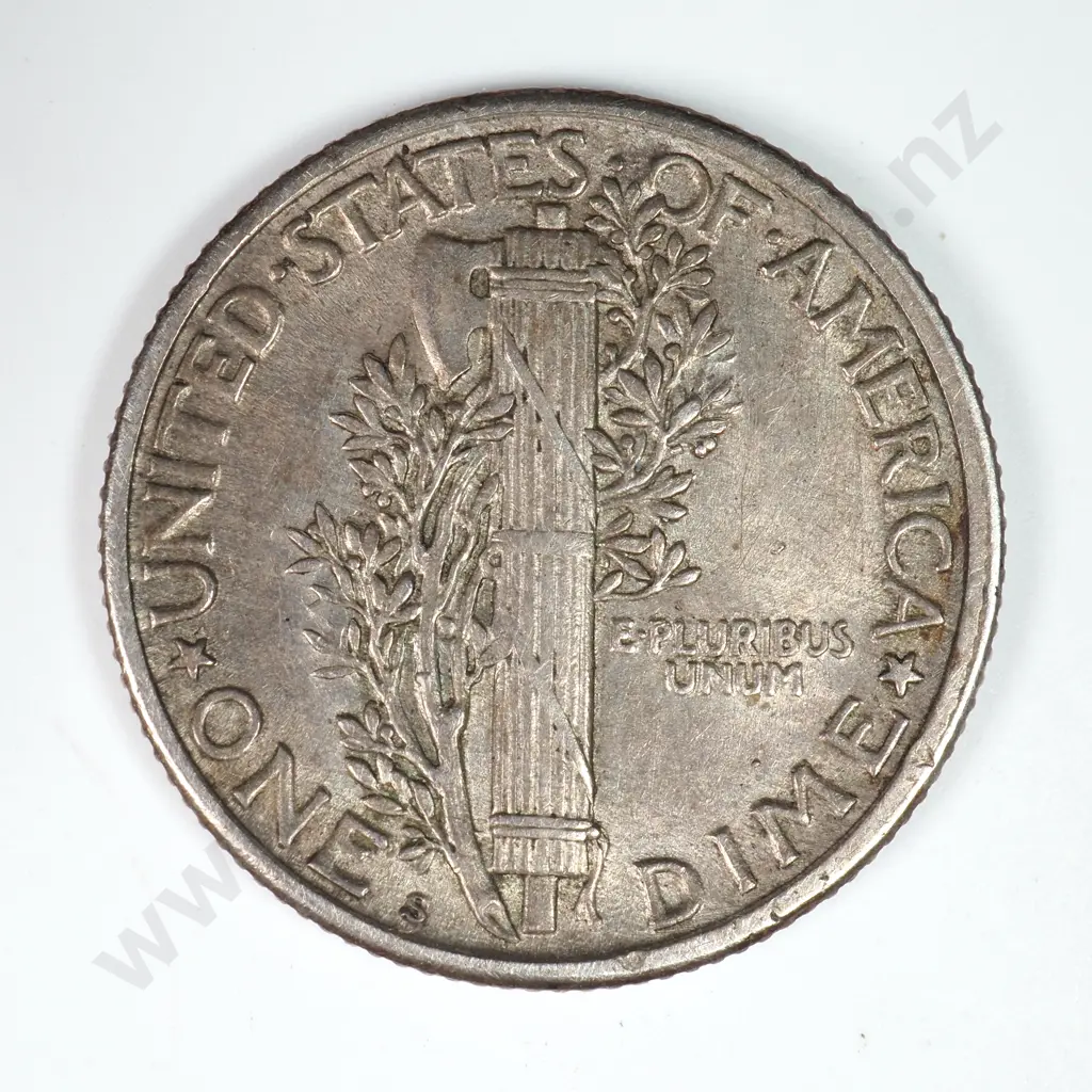 Mercury Dime: 1918 S - Extremely Fine. C.V USD $26 ( NZD $45 ) Image 1++