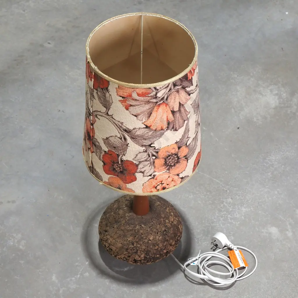 Mid-Century Modern Cork & Mahogany Table Lamp w Floral Shade.  Image 1++