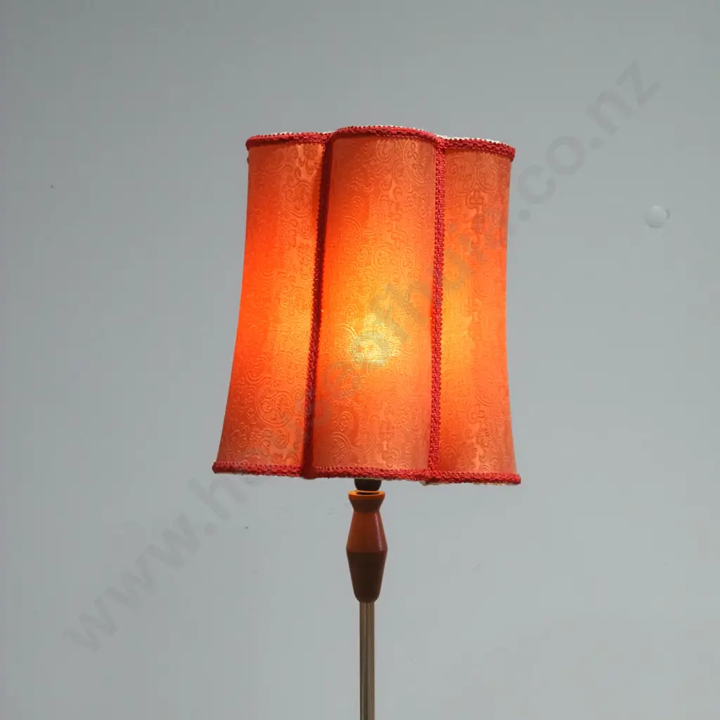 Mid Century Standard Lamp w Metal & Wood Stem & Quatrefoil Shaped Lamp  Image 1++