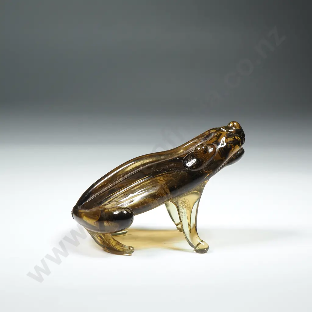Vintage Smoky Glass Frog Image 1++