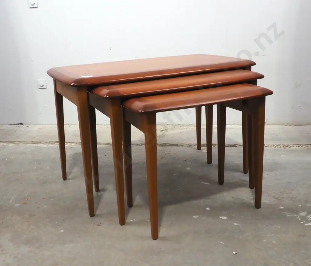 Set Of Three Mahogany Mid Century Modern Nesting Tables Image 1++