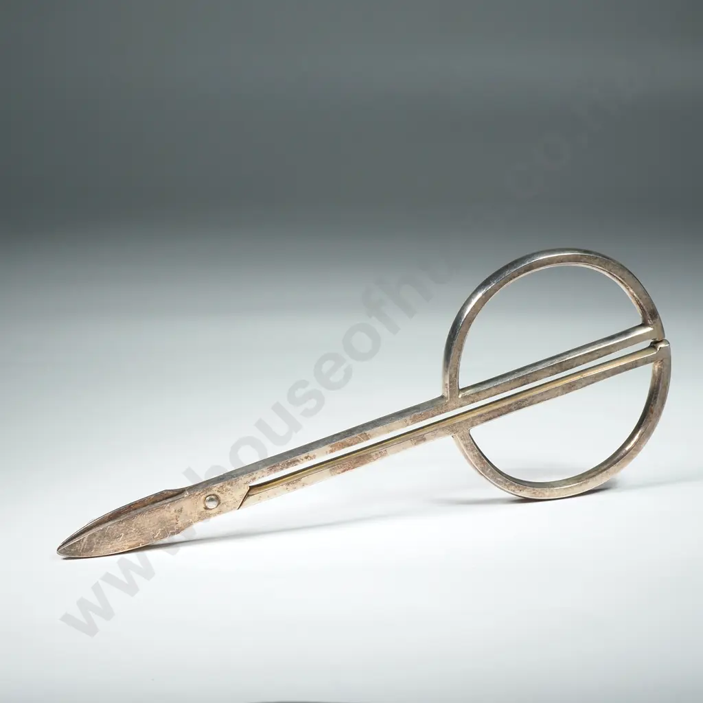 Pair of Silver Plated Christofle Grape Shears/Scissors. (Sabattini Lino)  Image 1++