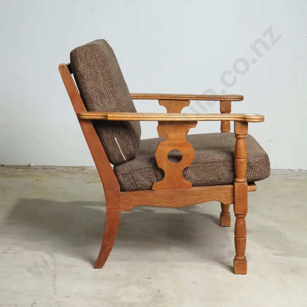 Danish Mid Century Oak Easy Chair - attrib Henry Kjaernulf, 1960s Image 1++