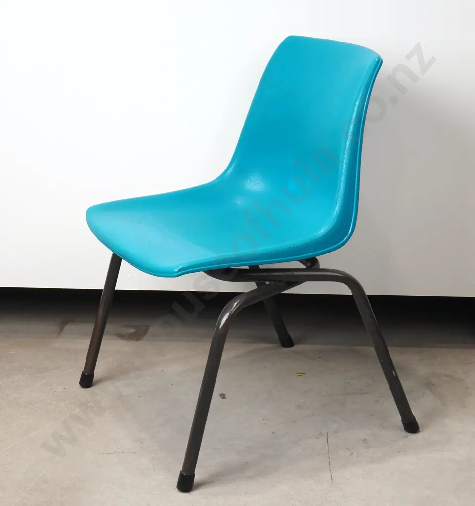 Blue Hobnob Junior By Sebel Plastic Stackable Childs Chair Image 1++