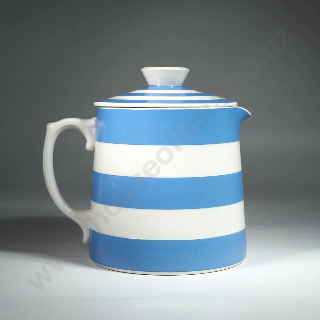 T G Green Vintage Cornishware Milk Jug w Lid w Green Stamp Image 1++