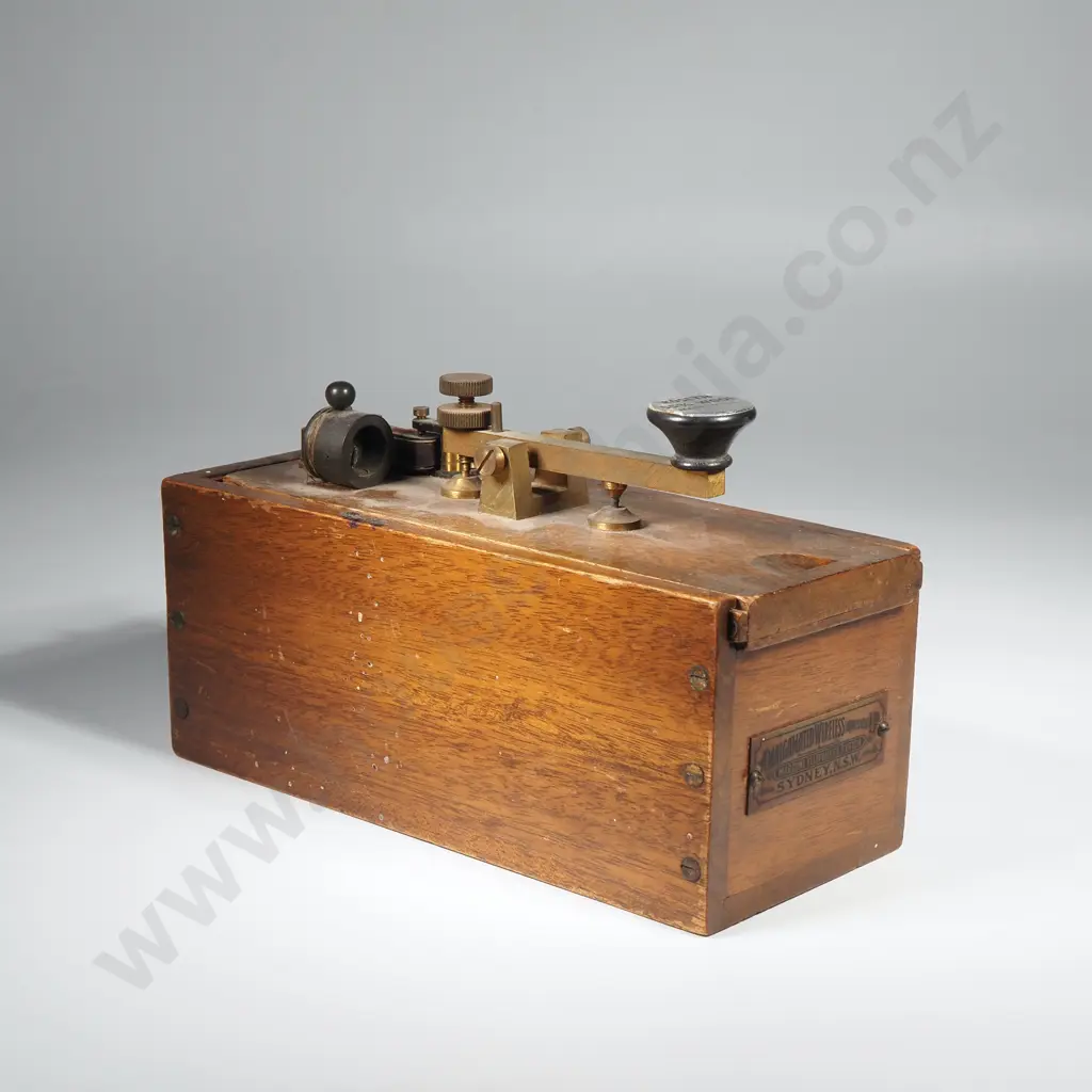 Antique Amalgamated Wireless Telegraph Key Image 1++