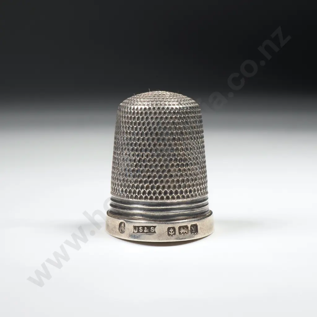Sterling Silver Thimble Image 1++