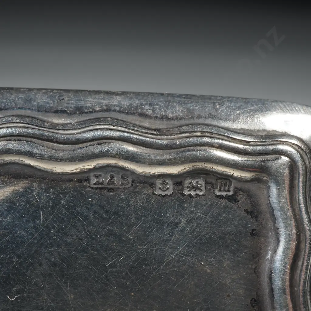 Sterling Silver & Glass Dressing Table Jar.  Image 1++