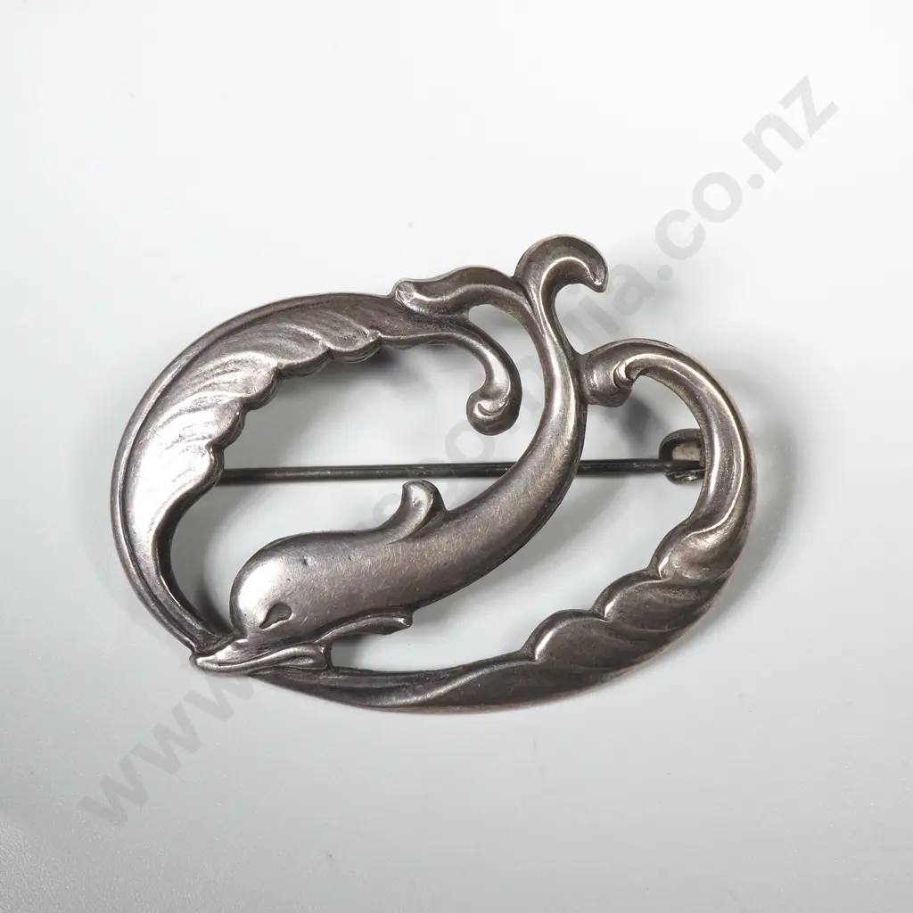 Sterling Silver Dolphin Brooch Image 1++