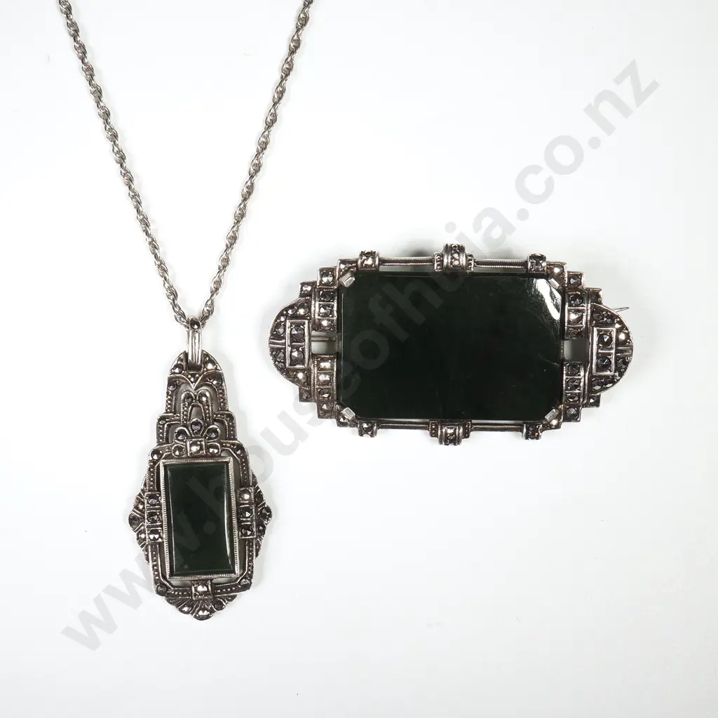 Sterling Silver Marcasite & Greenstone Matching Brooch & Pendant Necklace Image 1++