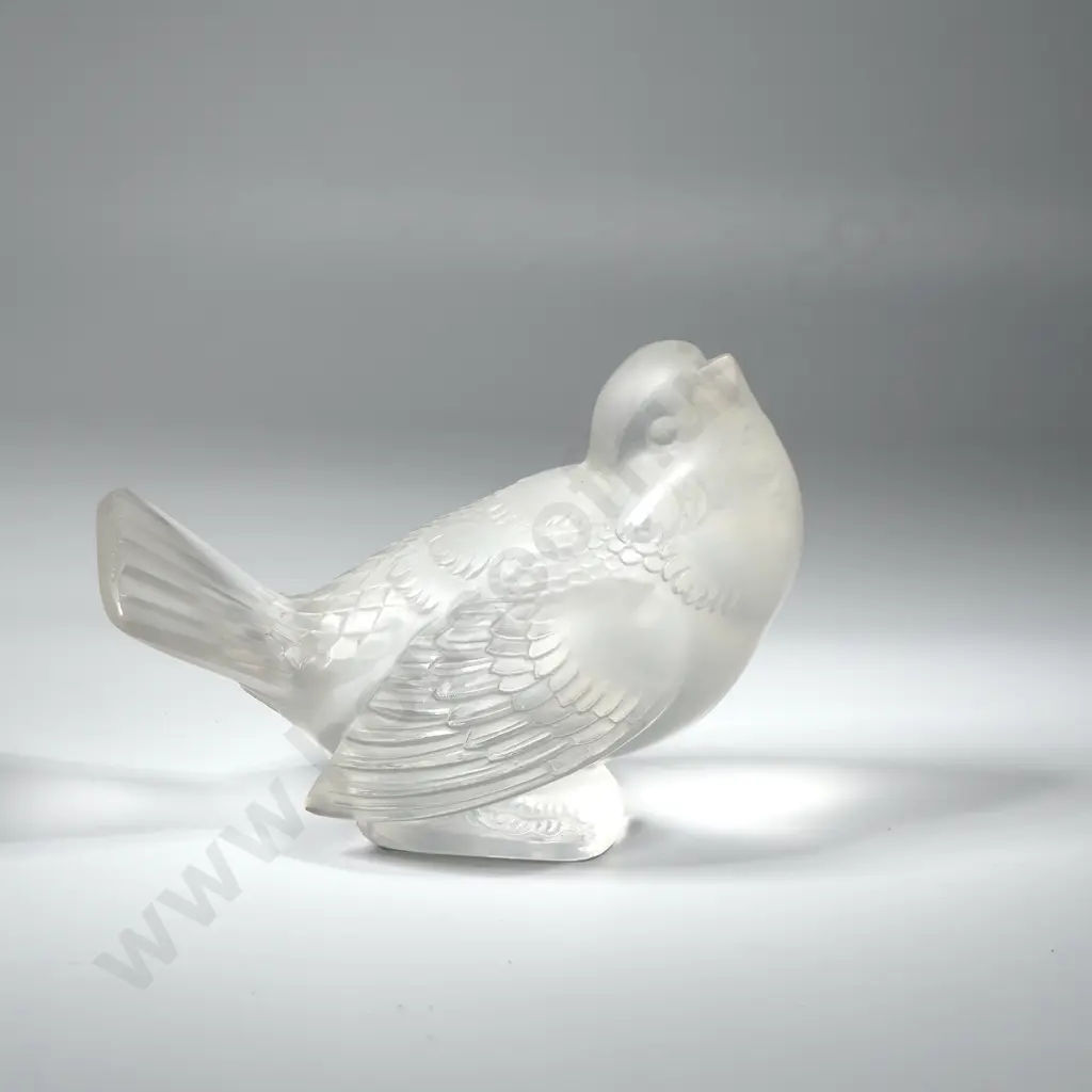 Lalique Frosted & Clear Glass Moineau Coquet Glass Bird Image 1++