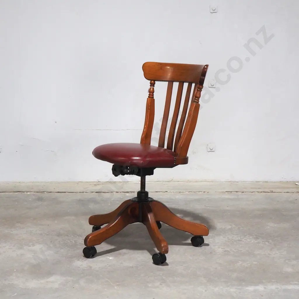 Quality Splat Back Swivel Desk Chair On a Five Point Base & w Upholstered Seat  Image 1++