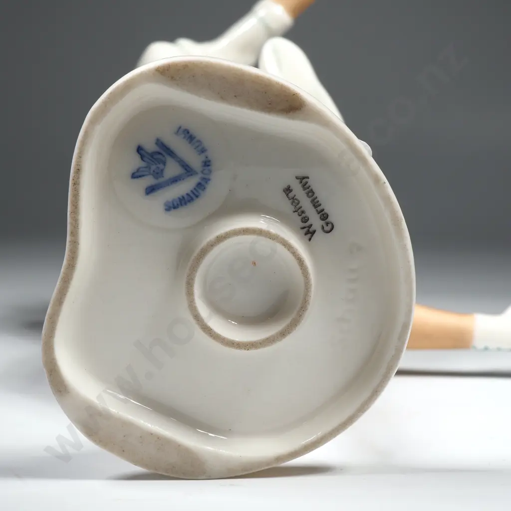 Hutschenreuther Figure of an Ice Skater Image 1++