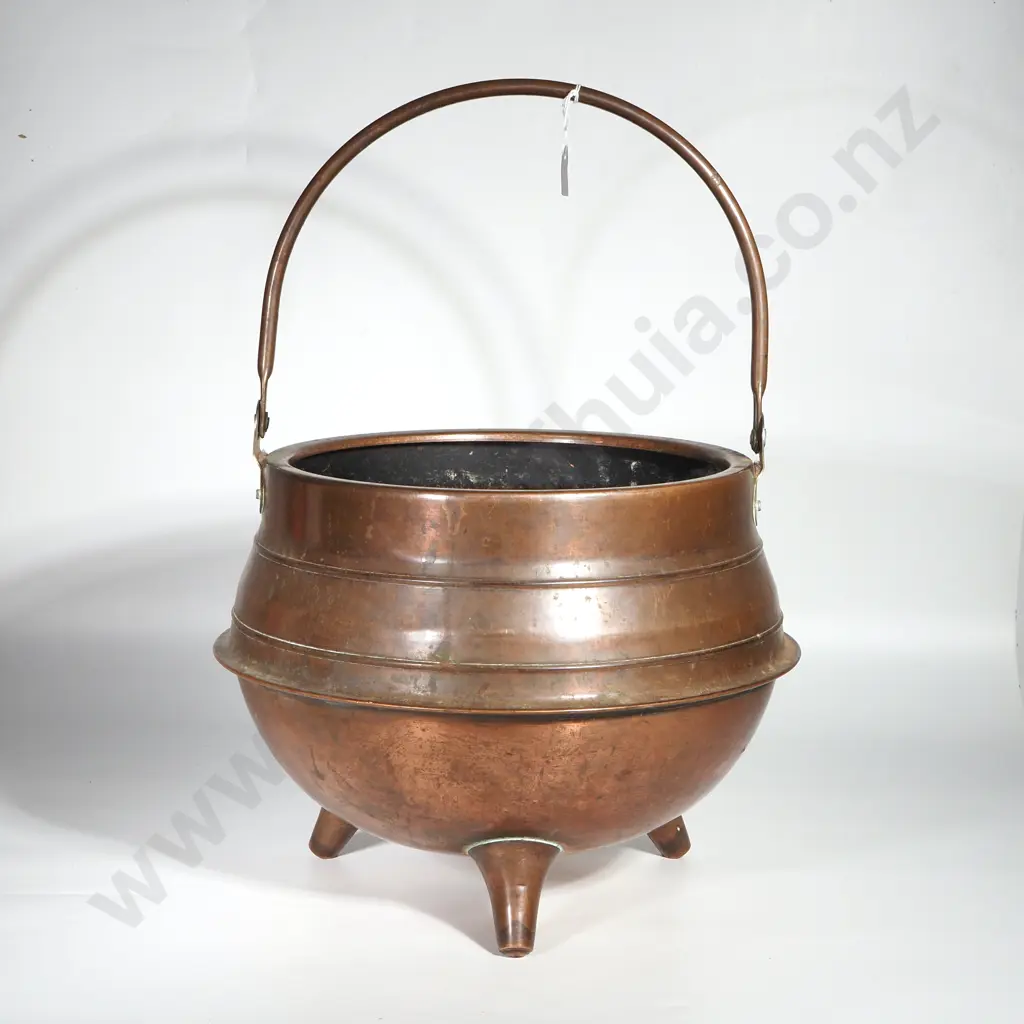 Vintage Three Footed Copper Cauldron  Image 1++