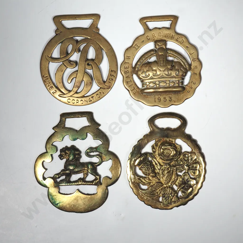 Four Vintage Horse Brasses  Image 1++