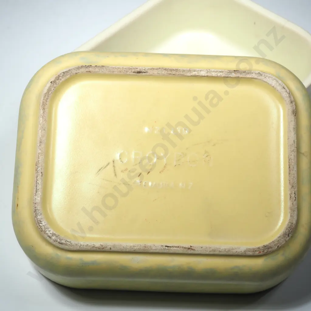 Two Small Croydon Temuka Pottery Dishes in Cream & Yellow Made for NZI Insurance Image 1++