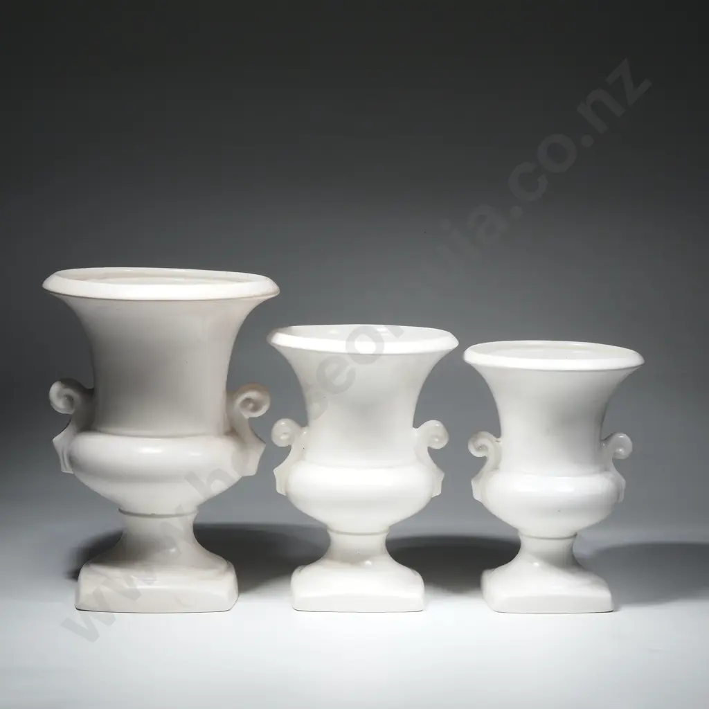 3 x Crown Lynn White Urn Vases - 1 a/f Image 1++