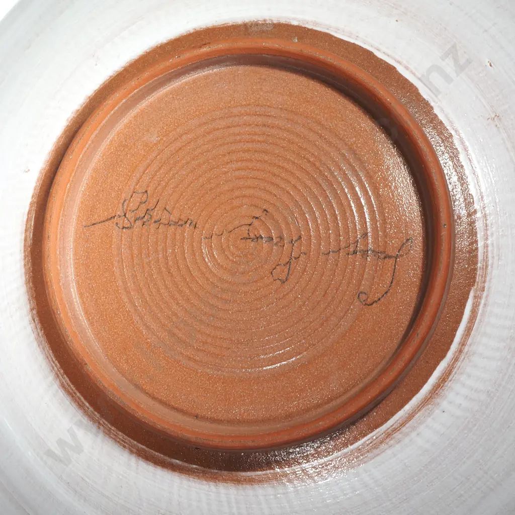 Keum Sun Lee Deep  Terracotta Shallow Footed Dish w Allover White Slip & Daisy Pattern on a Brown Ground Image 1++