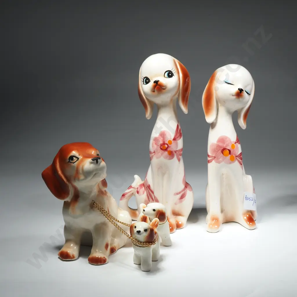 Japanese Salt & Pepper Dog Figurines & Japanese Porcelain Beagles & Puppies Connected by Gold Coloured Chain Image 1++