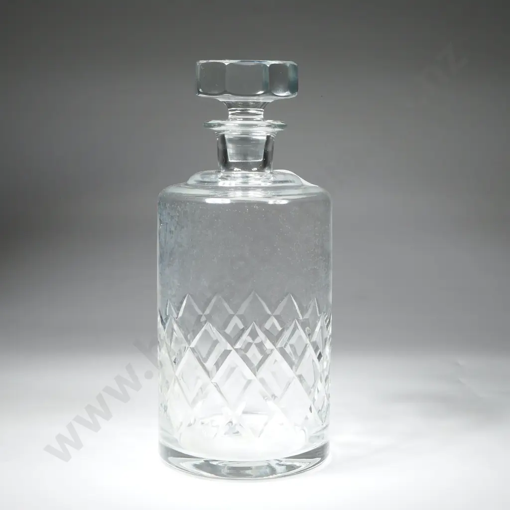 Cut Crystal Cylinder Form Decanter Image 1++