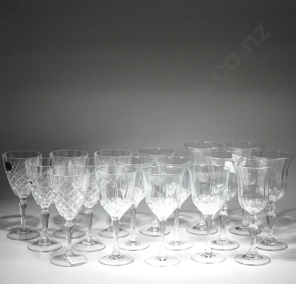 Six Cristal d'Arques White Wine Glasses, Six Cristal d'Arques Longchamp Wine Glasses & Fiver Stemmed Wine Glasses Image 1++