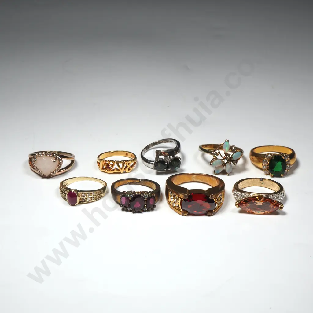 Eight Costume Jewellery Ring w Various Coloured Stones Image 1++