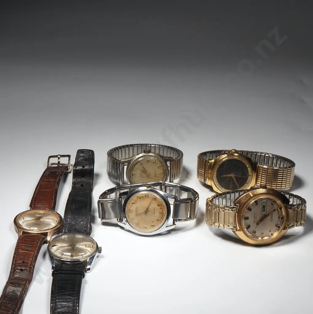 Six Vintage Gents Wristwatches  Image 1++