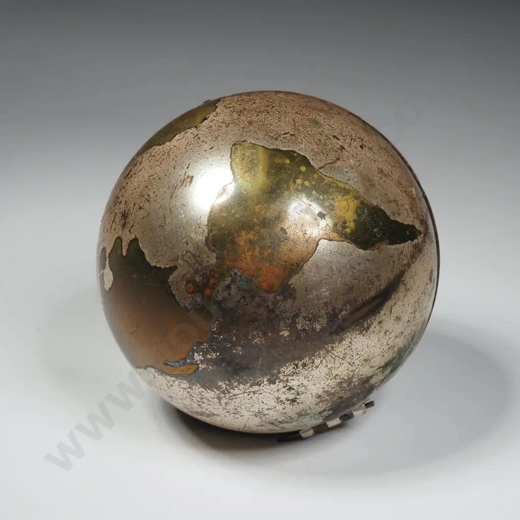 Vintage Europa 7 Jewels Alarm Clock In The Form Of A World Globe Image 1++