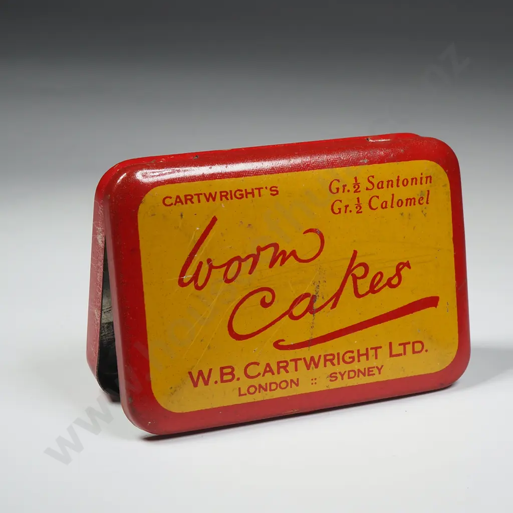 'Worm Cakes' Tin Image 1++