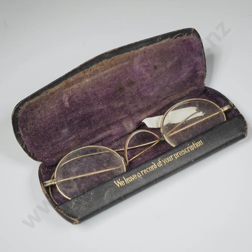 Vintage  Cased Wire Rim  Spectacles. E Colerton MPOC Eye Specialist. Box 752. Wellington Image 1++