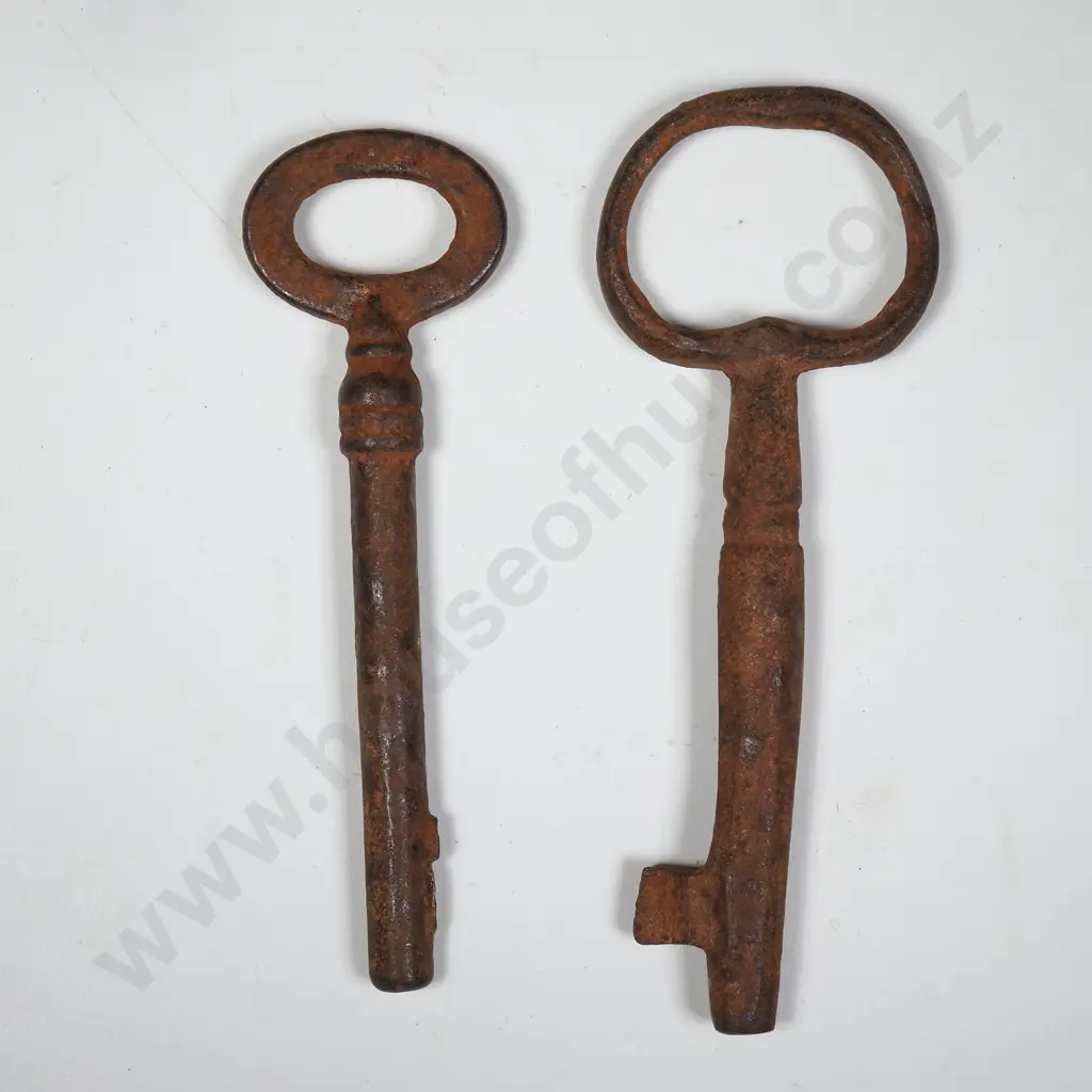 Two Antique Skeleton Keys Image 1++