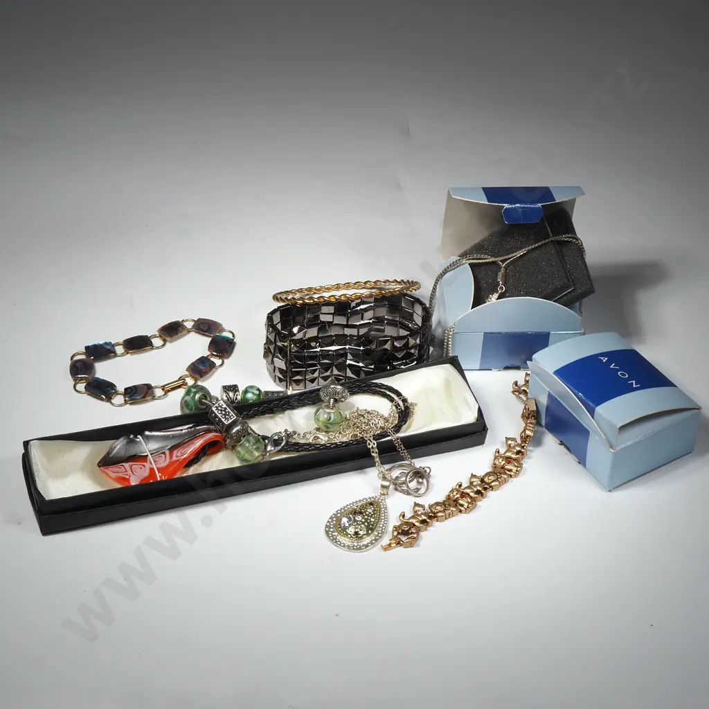Quantity of Costume Jewellery Including Charm Bracelet & Figural Cat Bracelet Image 1++