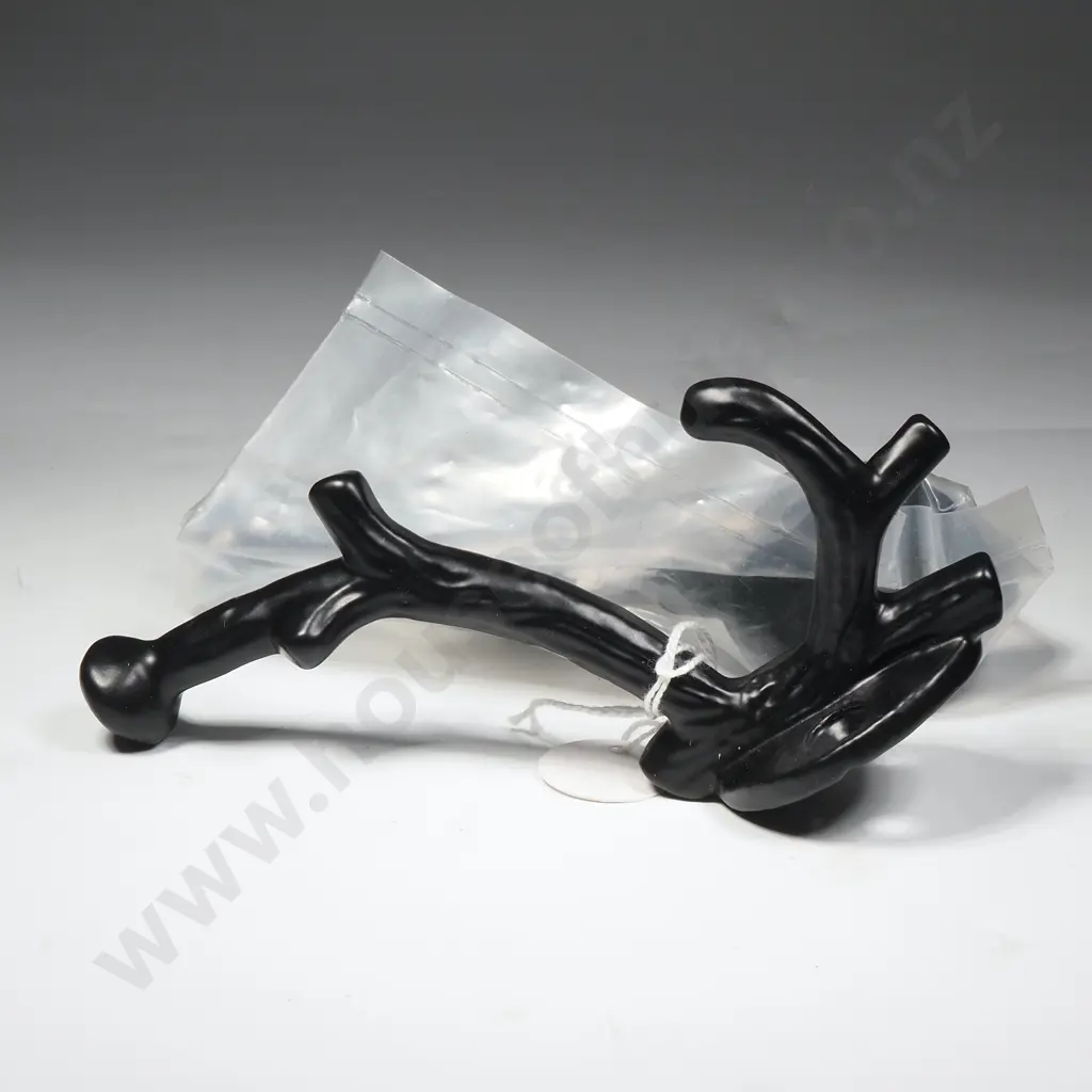Pair of Iron Wall Hooks Image 1++