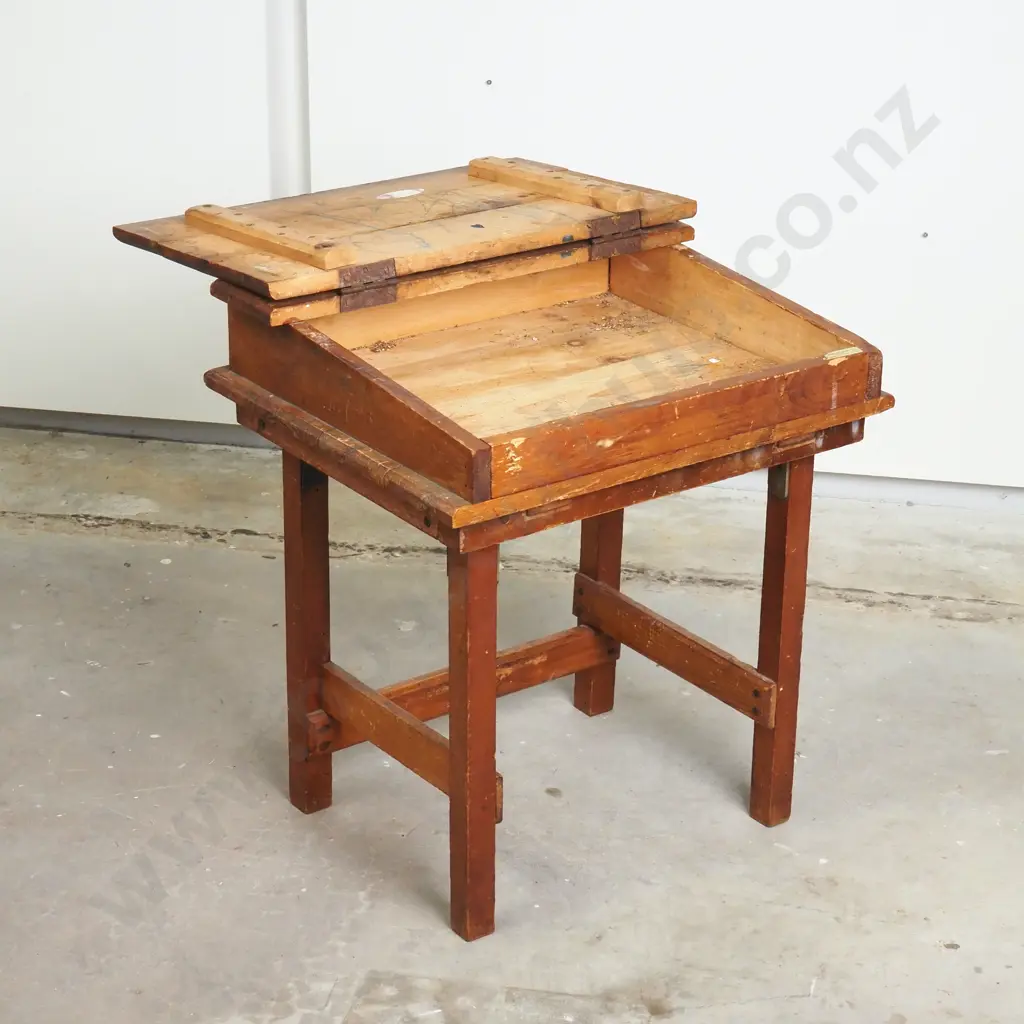 Solid Wood Child's Desk w Hinged & Sloped Top Image 1++