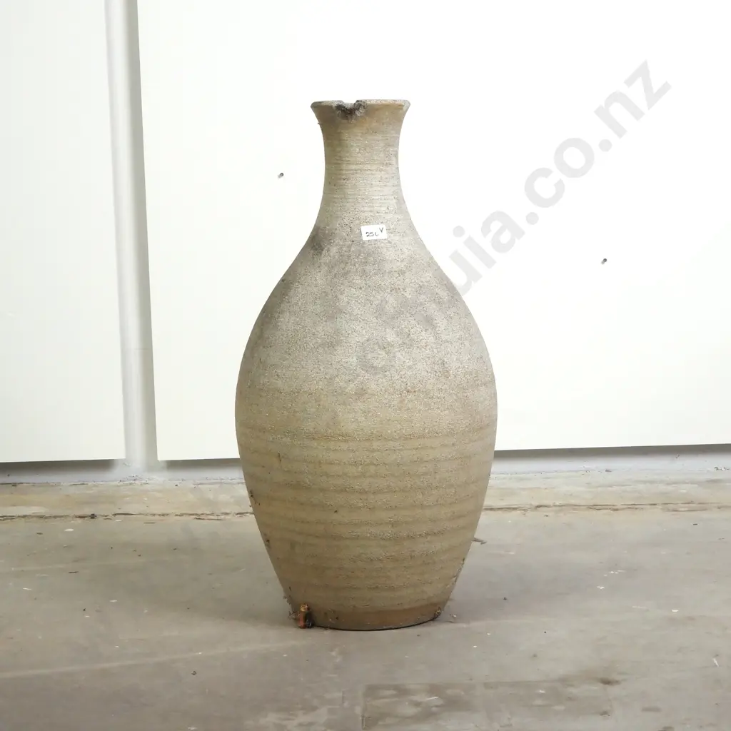 Concrete Garden Tear Drop Shaped Urn Image 1++