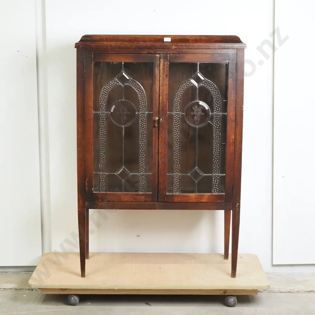 Oak Arts & Craft Style Leadlight  Cabinet w Engraved Central Panels Featuring Monograms Image 1++