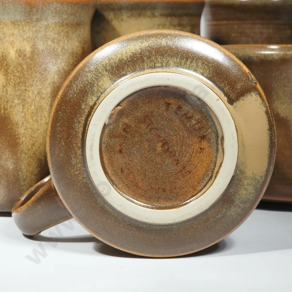 Five Vintage Temuka Pottery Mugs, Four Cups & Saucers & a Small Sugar Bowl Minus Lid Image 1++