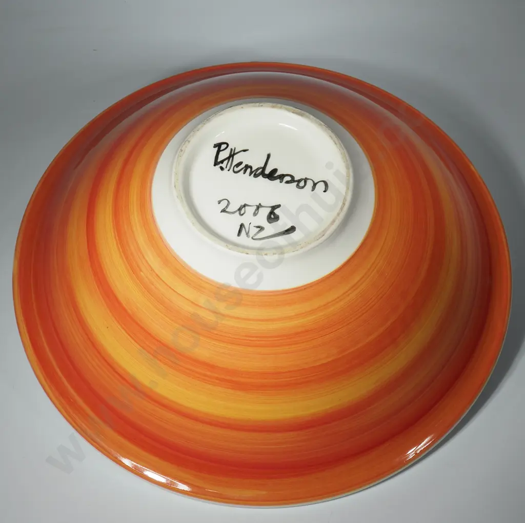 Peter Henderson Large Centre Piece Bowl Image 1++