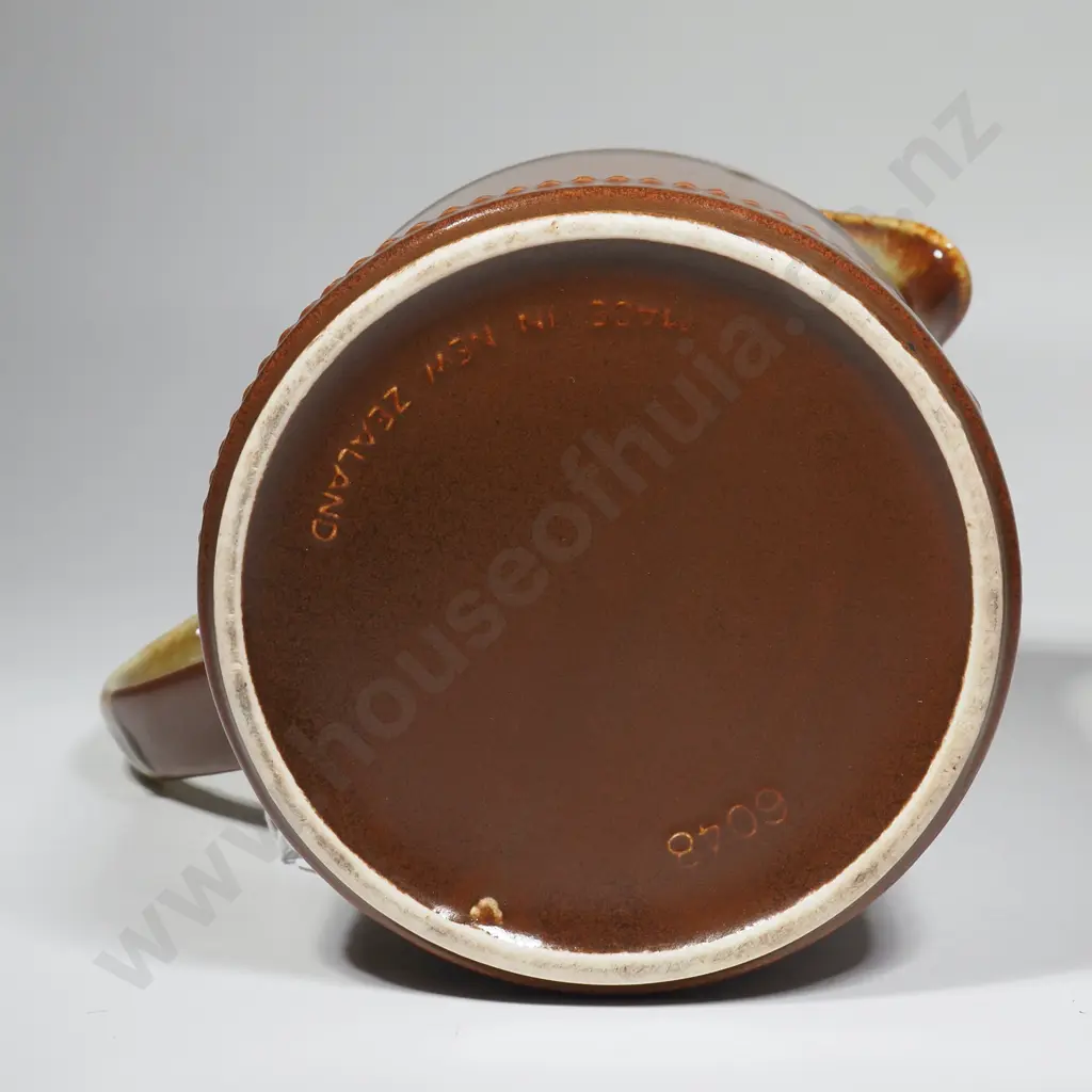 Titian Pottery 'Country Fair' Ceramic Jug Image 1++