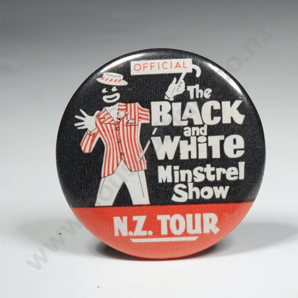 Vintage Official "The Black & White Minstrel Show" NZ Tour Button Image 1++