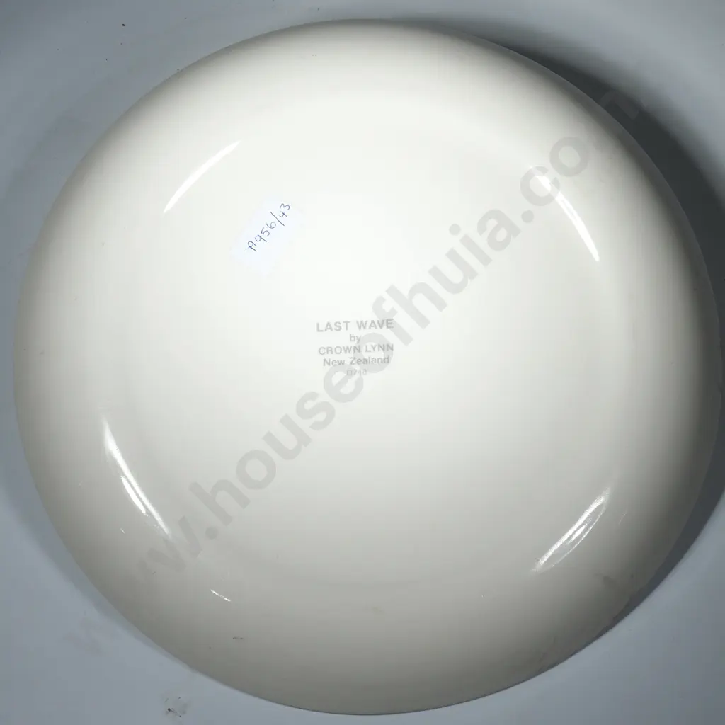 Crown Lynn Last Wave Large Platter. Marked & No. D748 Verso Image 1++