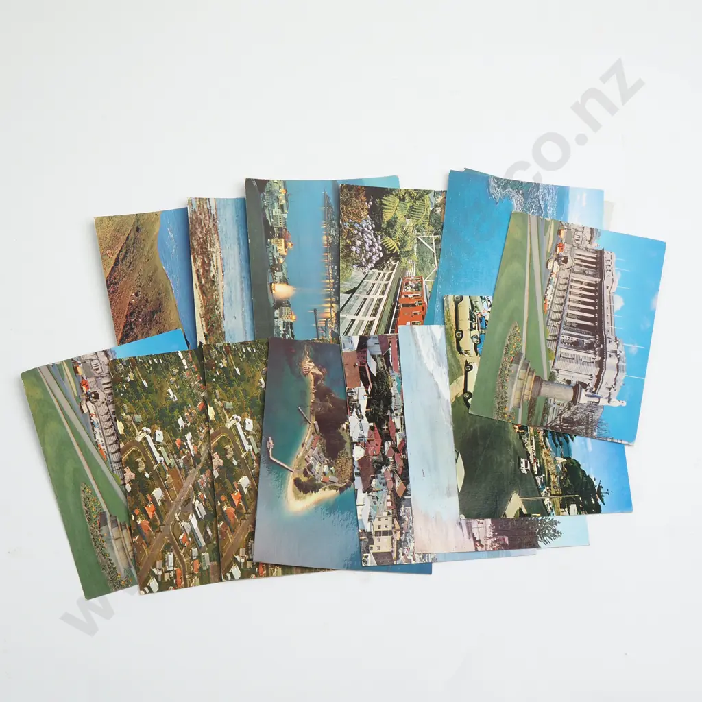Fifteen Vintage Coloured Postcards of Auckland & Wellington Image 1++