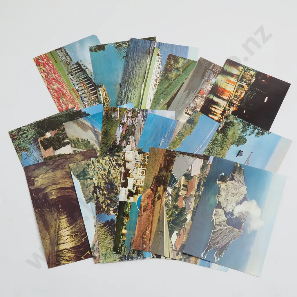 Vintage Coloured Postcards Of New Zealand Landmarks Image 1++