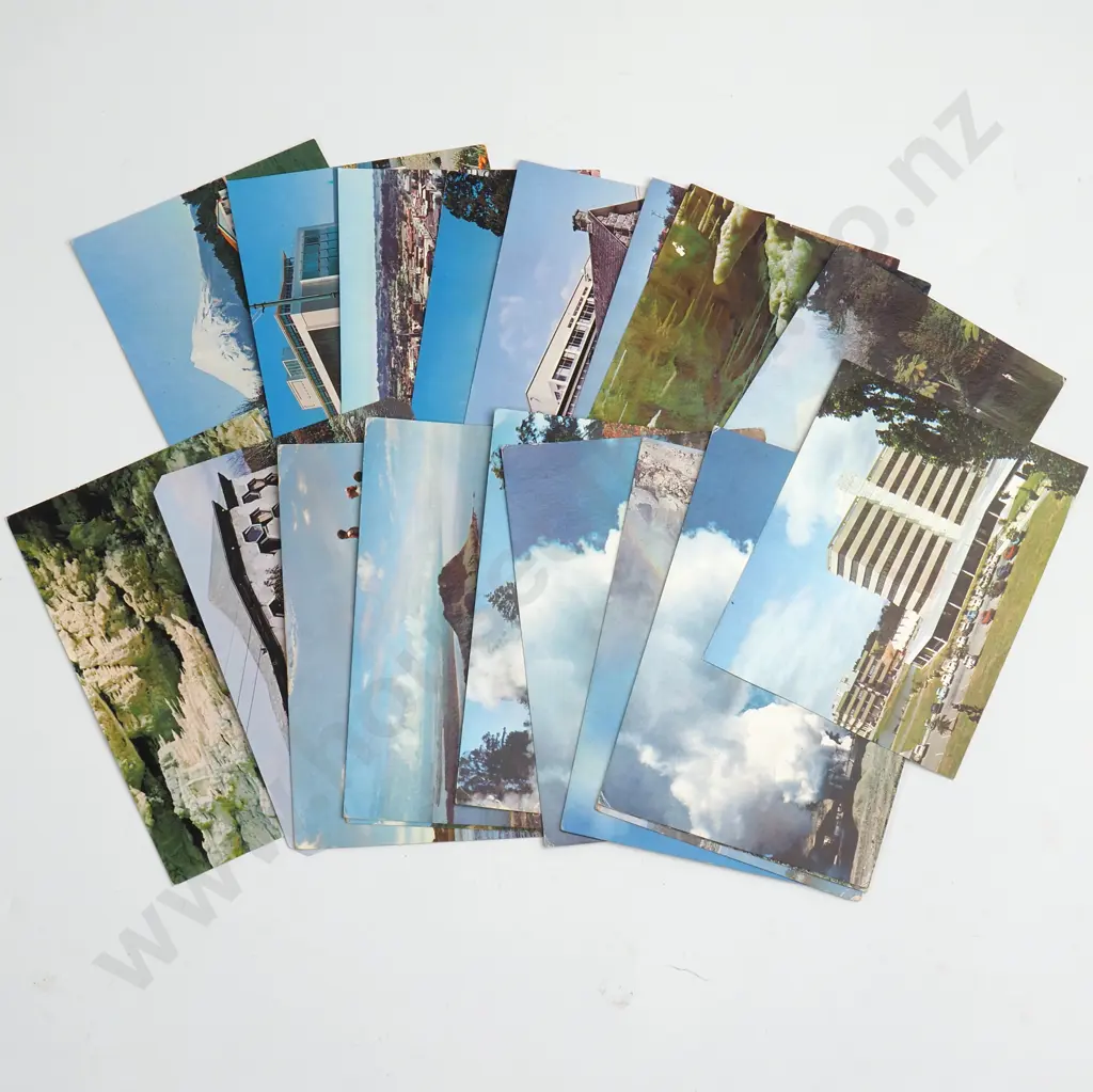Twenty Vintage Coloured Postcards of Mainly North  Island Scenes Image 1++