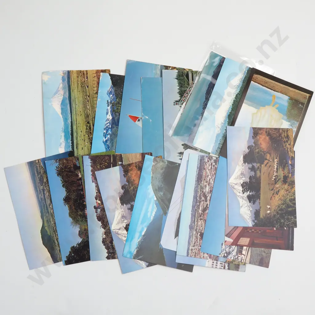 Twenty Vintage Coloured Postcards of Mainly North  Island Scenes Image 1++