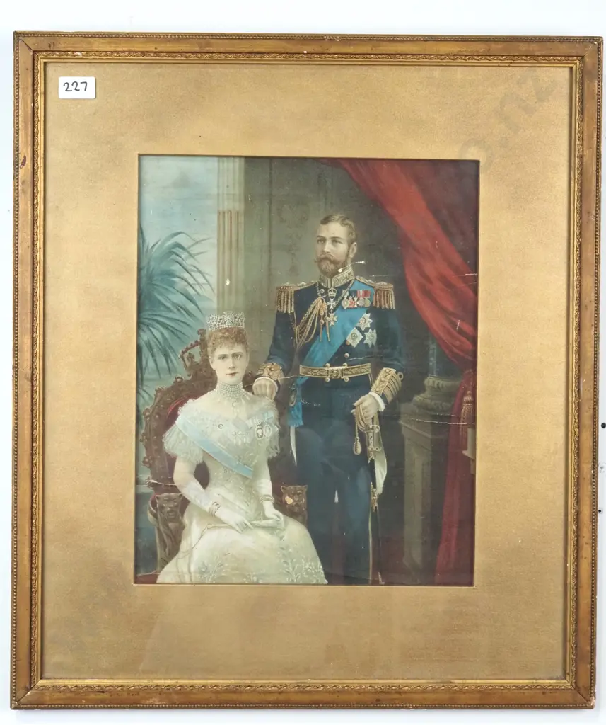 *Framed Portrait of George V & Queen Mary Image 1++