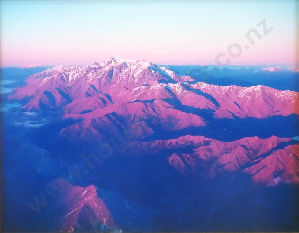 Mount Tapyaenuku - Kaikoura Ranges, Photgraph. 2005. Image 1++