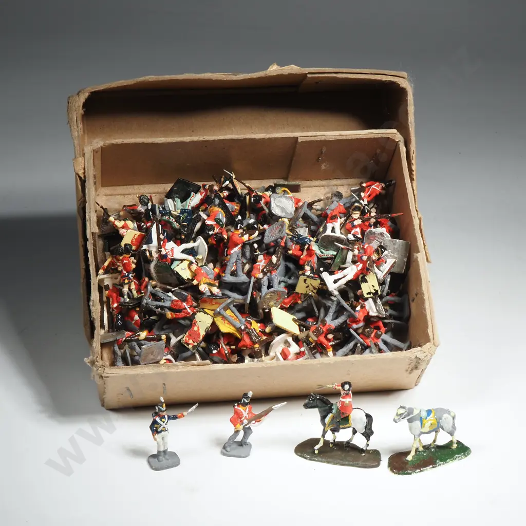 Vintage Miniature Lead Toys Produced By 'The International Model Mail Order House' Depicting British Military Personnel Image 1++